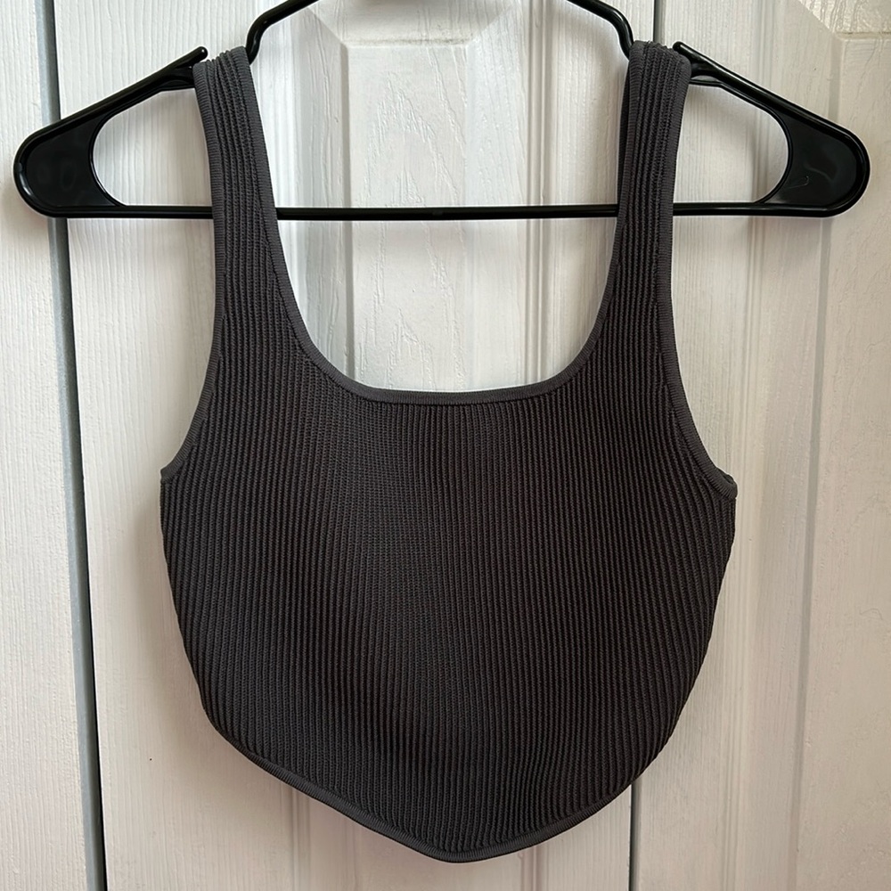 Aritzia babaton Sculpt Knit Squareneck Point Tank